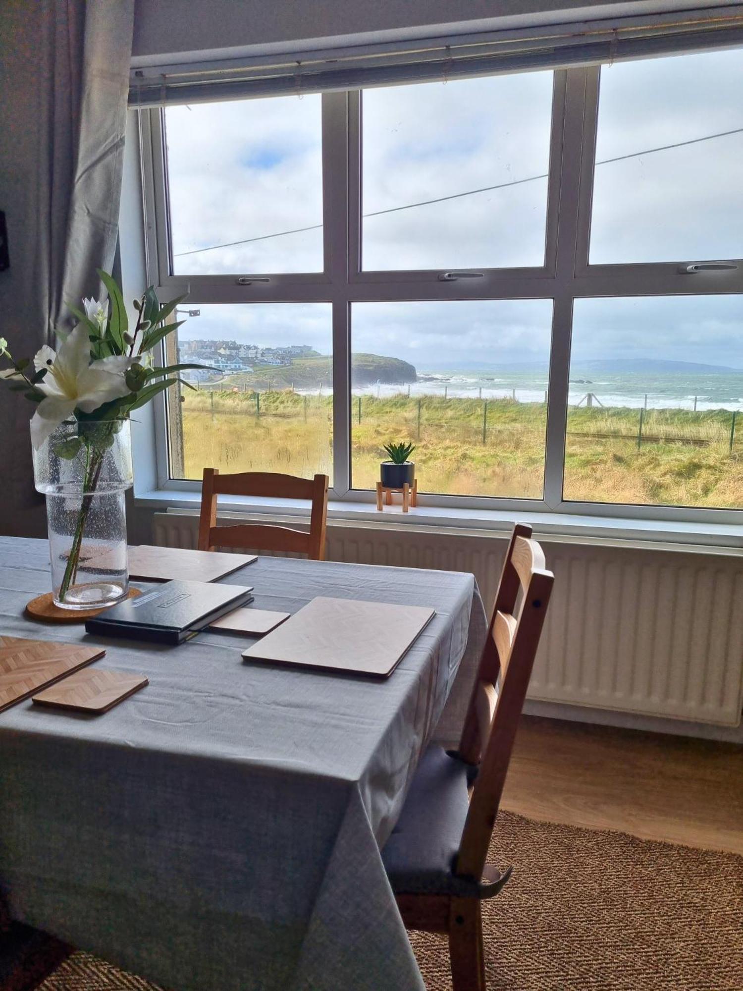 6 Dunluce Park - Portrush By The Sea Apartment Luaran gambar