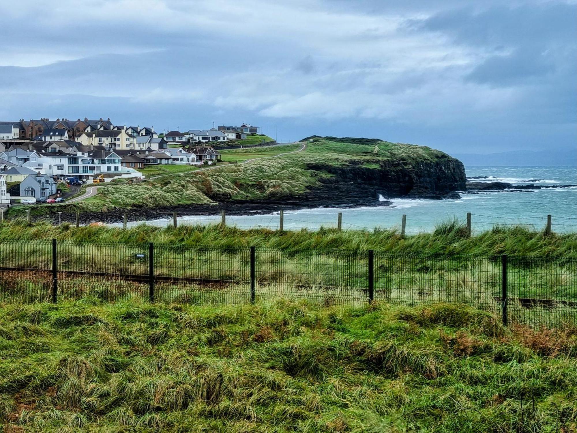 6 Dunluce Park - Portrush By The Sea Apartment Luaran gambar