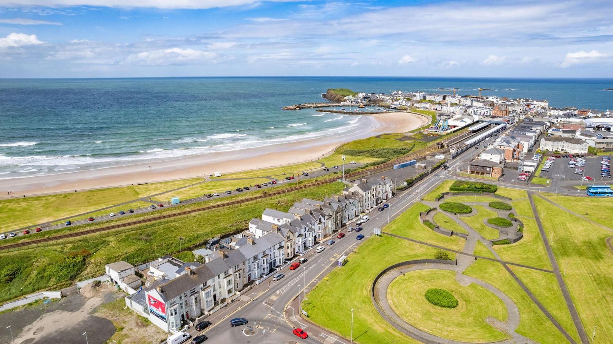 6 Dunluce Park - Portrush By The Sea Apartment Luaran gambar