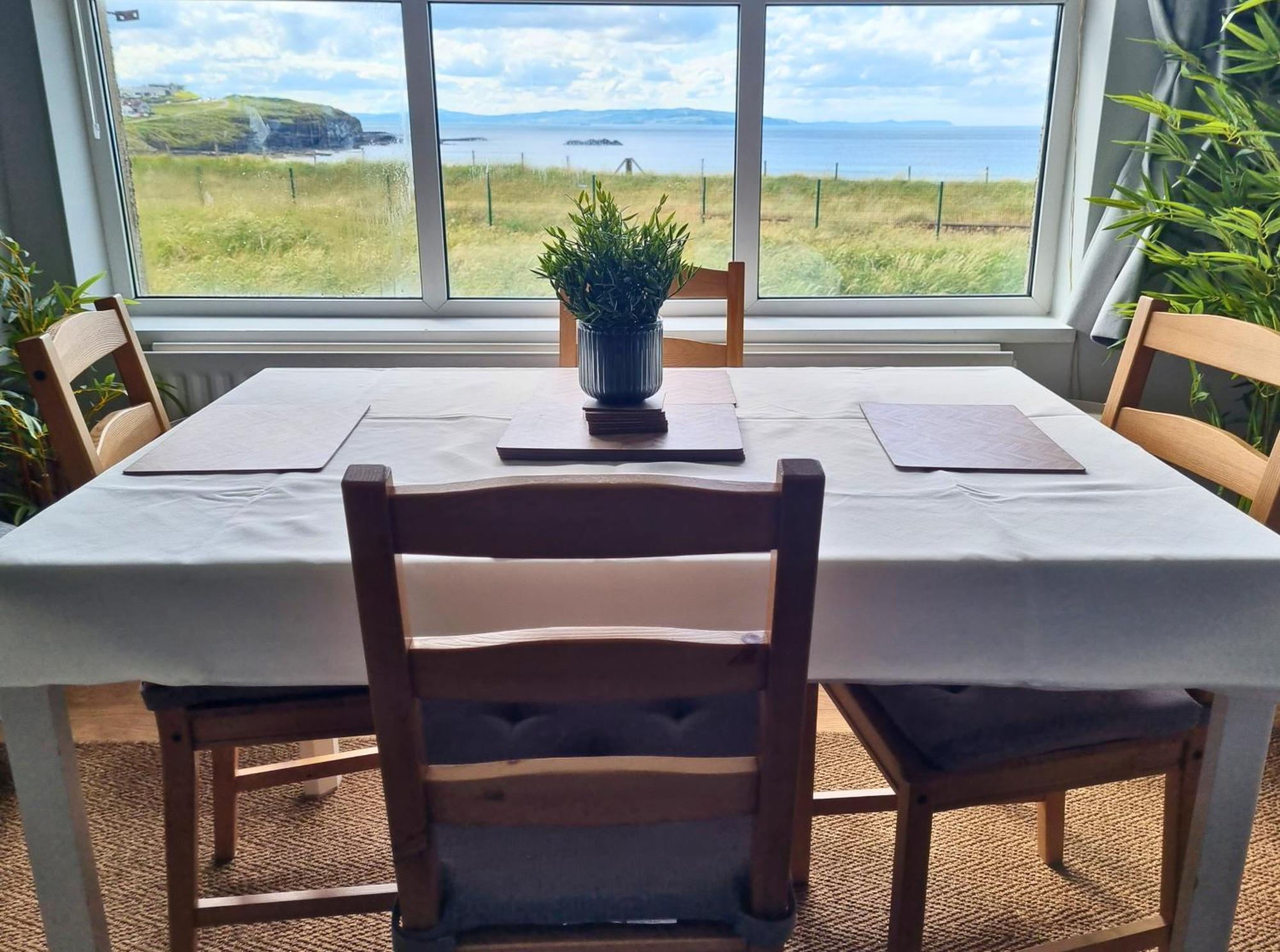 6 Dunluce Park - Portrush By The Sea Apartment Luaran gambar